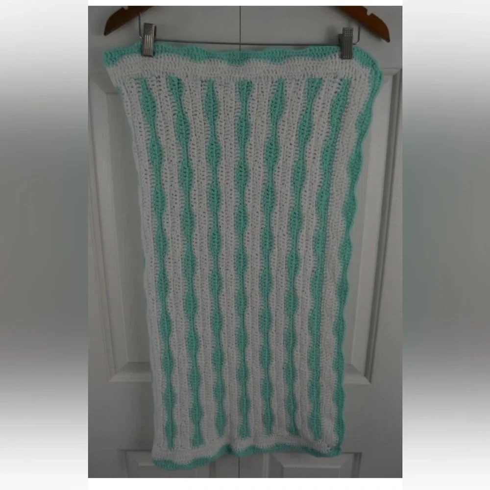 Vintage Baby Blanket Knit Throw Nursery Decor Green White Scalloped Handmade